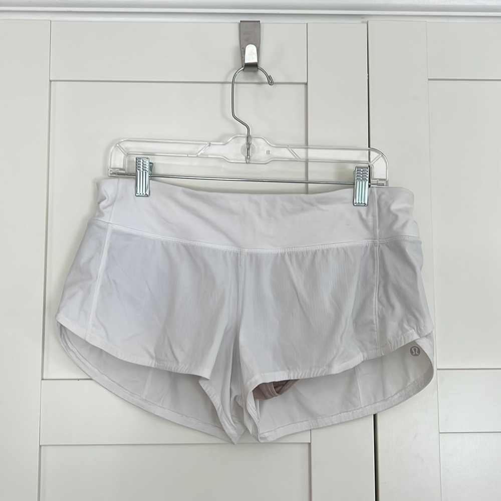 Lululemon Speed Up Low-Rise Lined Short 2.5” inseam